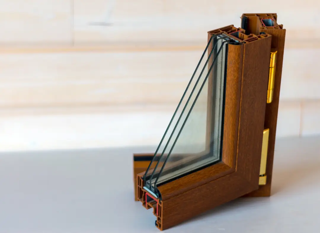 Installation de fenêtre en bois sur mesure Aubigny-Les Clouzeaux